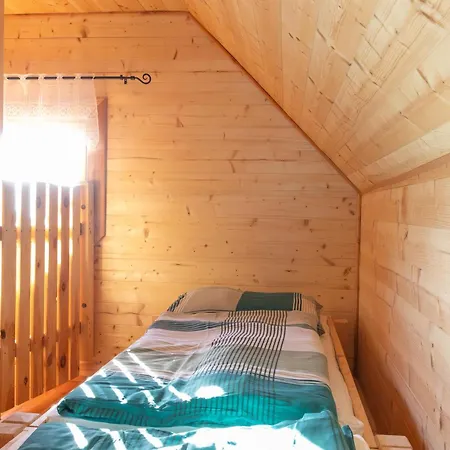 Waldhuette Stifthube Obertal