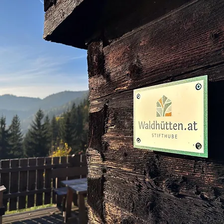 Waldhuette Stifthube