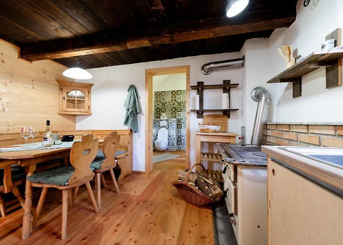 Waldhuette Stifthube Obertal